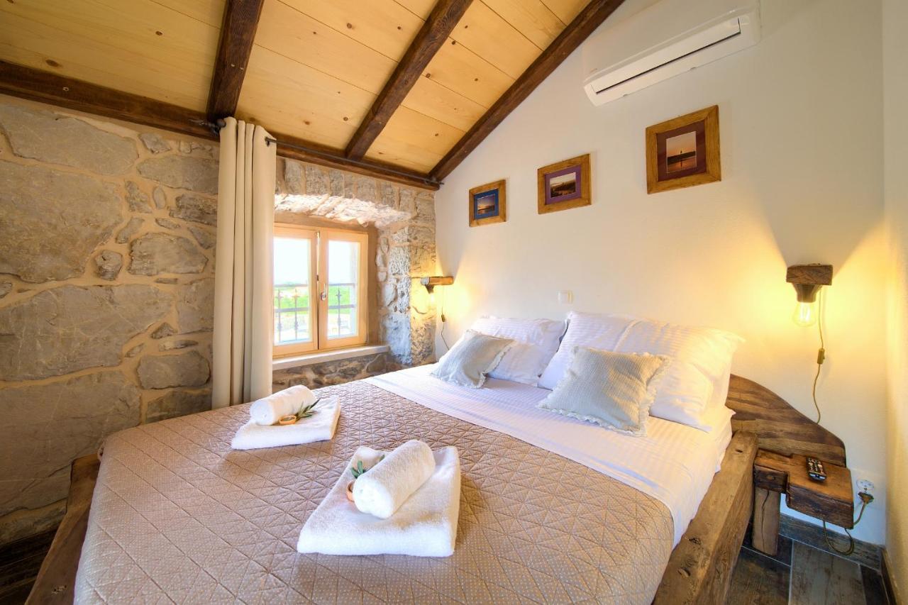 Willa Stone Mill House Vrh  Zewnętrze zdjęcie