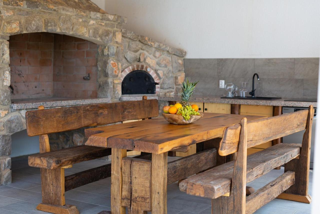 Willa Stone Mill House Vrh  Zewnętrze zdjęcie